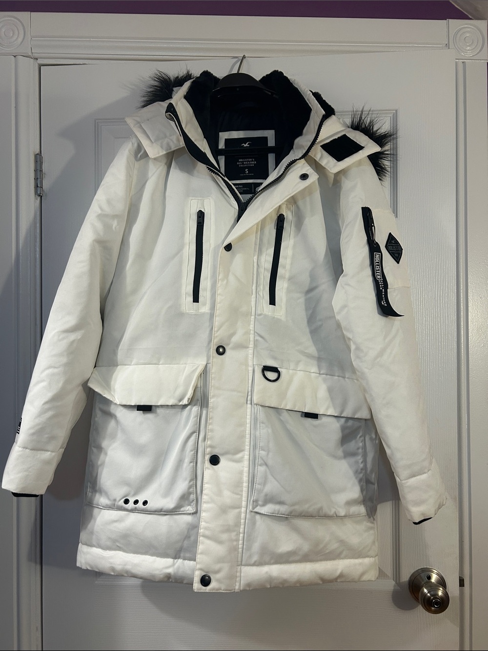 Hollister All Weather collection - down filled Sz Small white parka